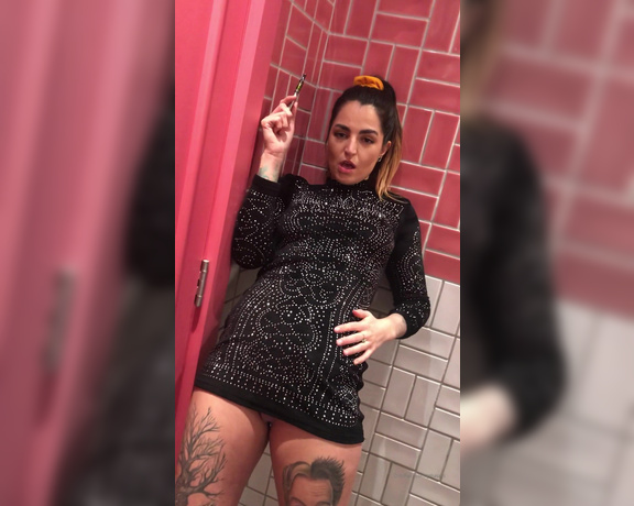 Gthatass aka gthatass - 01-26-2020 OnlyFans Video - This bathroom  gonna go back to the club just to shoot more naughty content