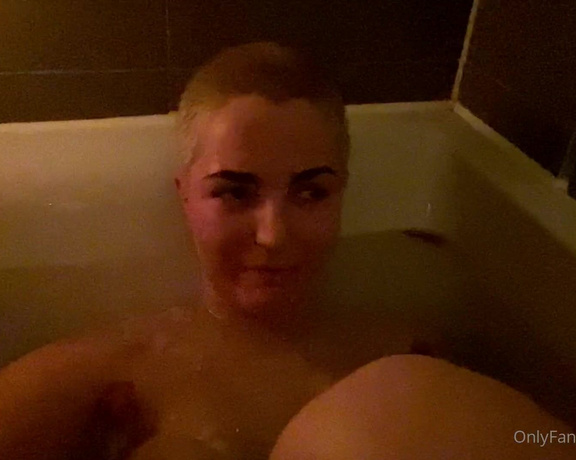 Gthatass aka gthatass - 01-20-2021 OnlyFans Video - Im in the bath  What you doing