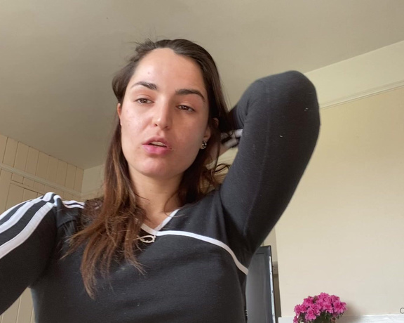 Gthatass aka gthatass - 04-09-2020 OnlyFans Video - Danm this sunshine gets me excited going to shoot some Wet T_shirt stuff today