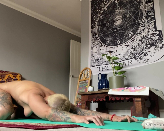 Gthatass aka gthatass - 09-17-2021 OnlyFans Video - New Yoga video