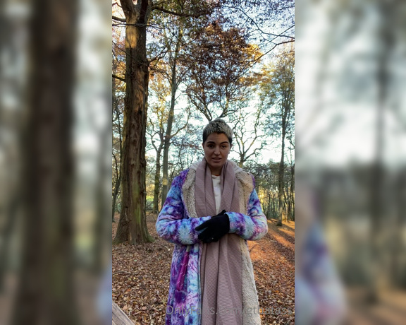 Gthatass aka gthatass - 11-23-2021 OnlyFans Video - A little sing in the woods