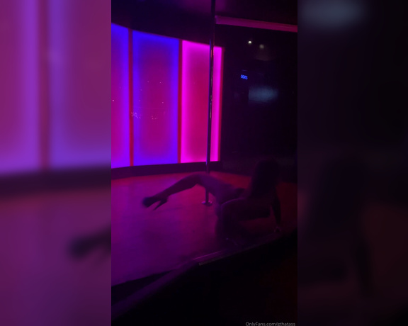 Gthatass aka gthatass - 04-22-2020 OnlyFans Video - I miss dancing on the stage and demanding attention  whos going to be hitting up