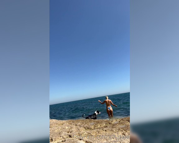 Gthatass aka gthatass - 08-08-2022 OnlyFans Video - This has been the best tripstart to my new life ever   the water was