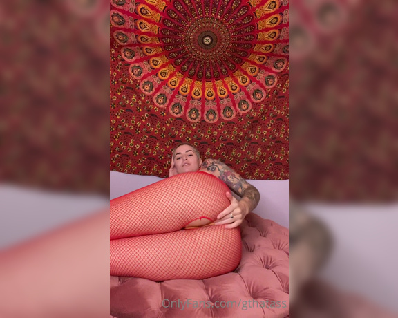 Gthatass aka gthatass - 11-08-2022 OnlyFans Video - Who said red and yellow didnt go hey  I without a doubt feel most sexy