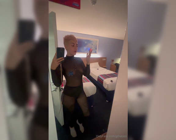 Gthatass aka gthatass - 08-27-2024 OnlyFans Video - I pulled a guy at carnival  and oh my word the boys piece was HUGE