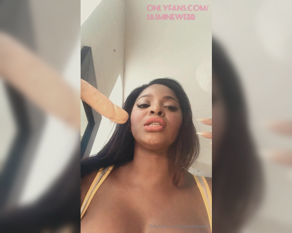 Jasmine Webb aka jasminewebb - 06-10-2024 OnlyFans Video - Webcam FaceTime pussy play