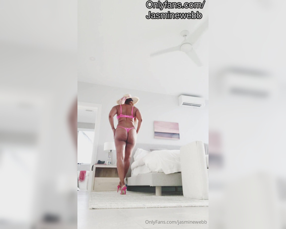 Jasmine Webb aka jasminewebb - 09-19-2024 OnlyFans Video - The best place for a Caribbean Queen is in the Sun