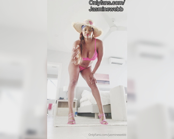 Jasmine Webb aka jasminewebb - 09-19-2024 OnlyFans Video - The best place for a Caribbean Queen is in the Sun