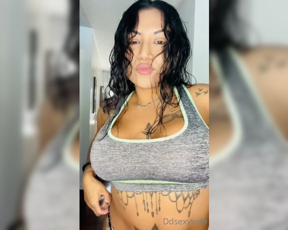 MayaLynn aka maya_lynn88 - 01-05-2021 OnlyFans Video - some Titty Tuesday