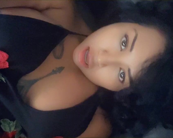 MayaLynn aka maya_lynn88 - 02-12-2022 OnlyFans Video - Happy Saturday babes you wanna see me soak the sheets dont you