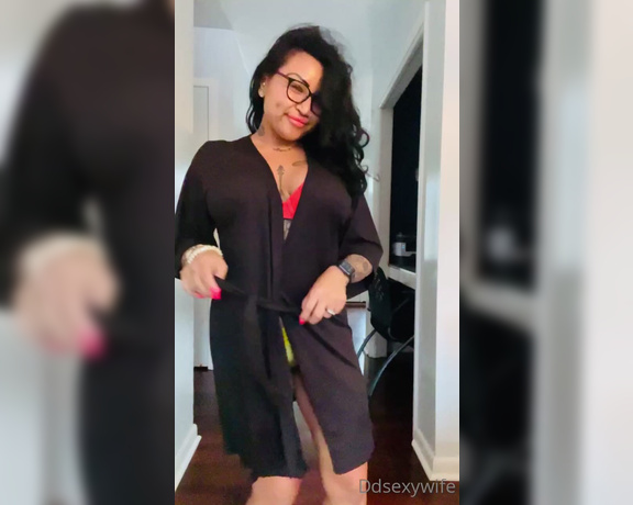 MayaLynn aka maya_lynn88 - 05-03-2022 OnlyFans Video - A little strip time