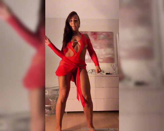 Nadja Marina aka nadja.marina - 10-15-2023 OnlyFans Video - Happy sunday hotties