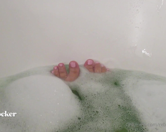 RebelRocker aka rebelrockerxxx - 01-23-2022 OnlyFans Video - Bathtime feet