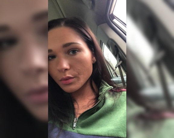 Zoe Bloom aka zoebloomxxx - 12-12-2018 OnlyFans Video - Smoking a cig