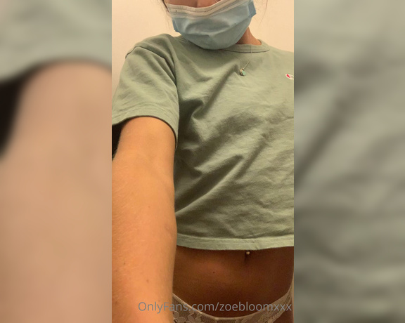 Zoe Bloom aka zoebloomxxx - 07-31-2020 OnlyFans Video - Just a little tease I took for you guys in the plane bathroom if there was