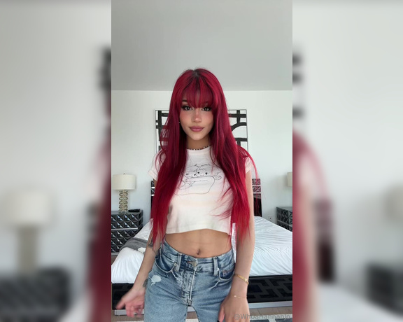 Hannah Jo aka whoahannahjo - 05-01-2024 OnlyFans Video - A dancing Hannah is asking you to turn your rebill ON Send me a  emoji