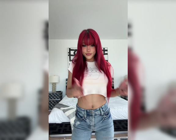 Hannah Jo aka whoahannahjo - 05-01-2024 OnlyFans Video - A dancing Hannah is asking you to turn your rebill ON Send me a  emoji