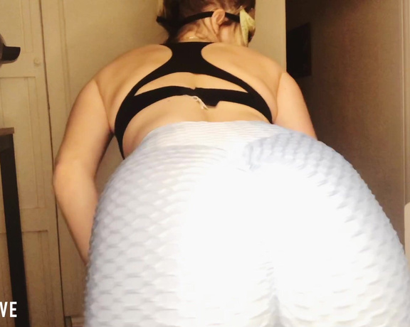 Beatrixlove - My ASStastic trance, Ass Worship, Female Domination, Fitness, Mesmerize, Yoga Pants, ManyVids