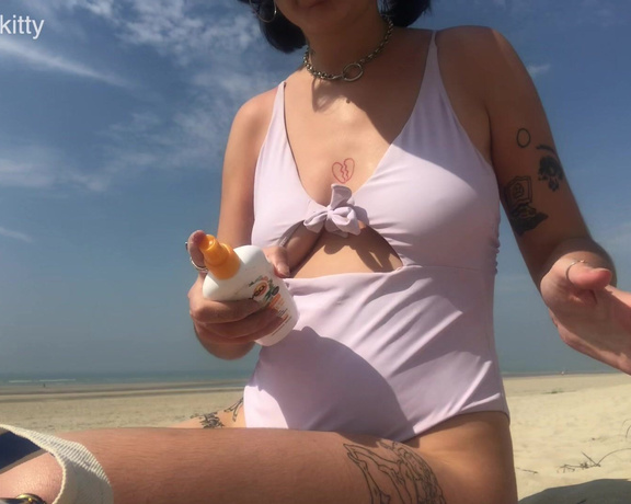 Dominatrixvera - flashing  boobs play on the beach, Big Ass, Big Boobs, Feet, Public Flashing, Public Nudity, ManyVids