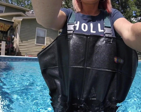 BuddahsPlayground - Waders in Cold Pool, Wet Look, Outdoors, Rubber Fetish, ManyVids