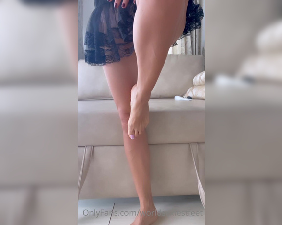 Worldsexiestfeet - I’ve been working out so hard to get this body shape So I hope you can noti QS (15.09.2022)