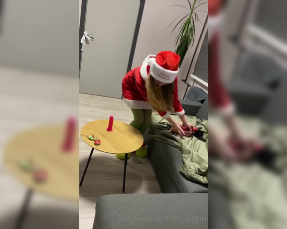 Lil_virgin - Im the Grinch who stole all the toys and put them in his pussy..... You g (24.12.2022)