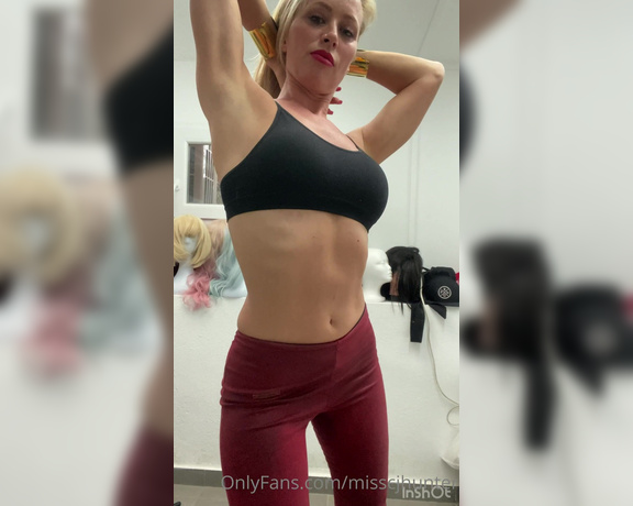 Misscjhunter - OnlyFans Video C (08.12.2022)