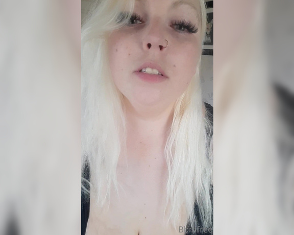 BBW-Lesbian - Lesbian You want to have some fun Drop me a msg! x (28.07.2021)