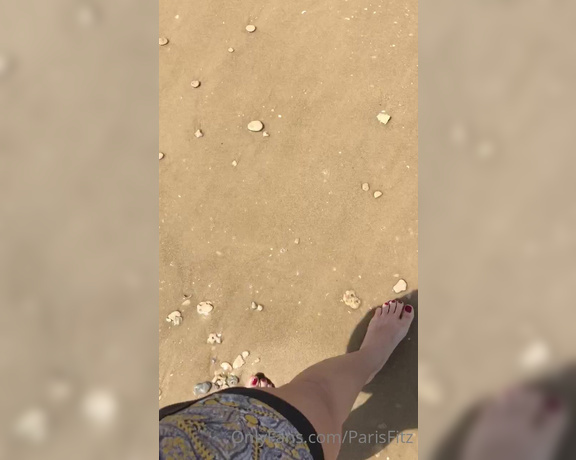 Parisfitz - Feeling that sand between my feet is the best E (10.12.2020)