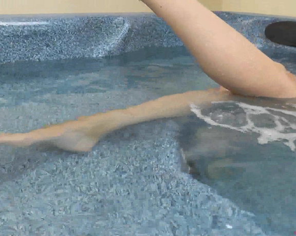 Danielle Maye XXX - Danielle Maye Foot Tease, Foot Fetish, Feet, Highly Arched Feet, Hot Tub, Bikini, ManyVids