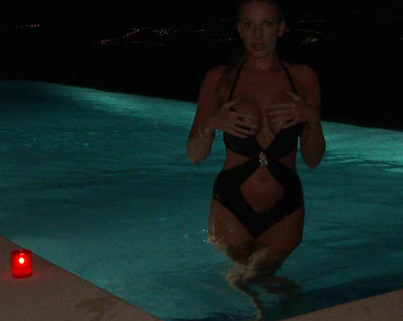 Danielle Maye XXX - Late Night Skinny Dip, Swimming, Underwater Fetish, Bikini, Nudists, Outdoors, ManyVids
