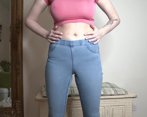 Danielle Maye XXX - Pissy Jeans and Panties, Jeans/Pants Wetting, Jeans Fetish, Panty Fetish, ManyVids