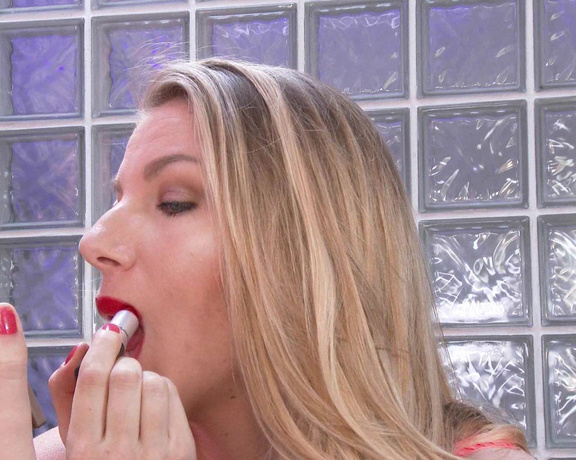 Danielle Maye XXX - Red Lipstick, Lipstick Fetish, Lip Fetish, Mouth Fetish, Makeup, Blonde, ManyVids