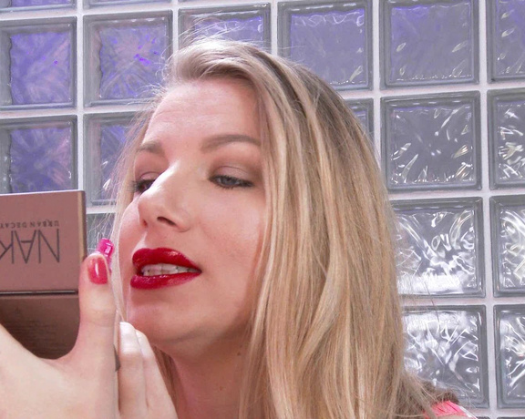 Danielle Maye XXX - Red Lipstick, Lipstick Fetish, Lip Fetish, Mouth Fetish, Makeup, Blonde, ManyVids