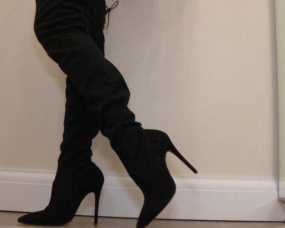 Danielle Maye XXX - Suede Boot Domination, Boot Domination, Boot Fetish, Goddess Worship, Domination, Humiliation, ManyVids