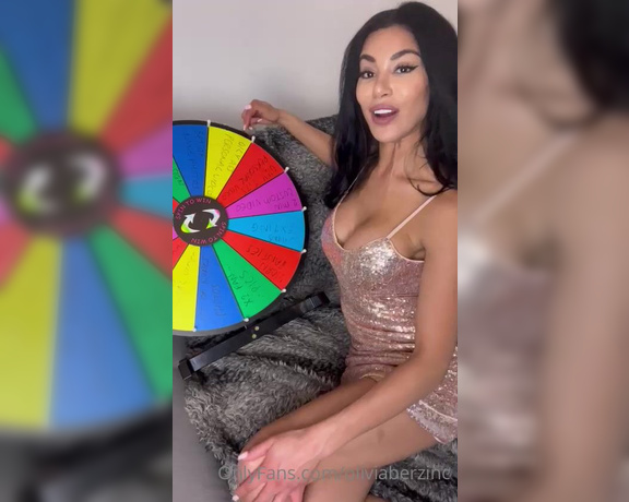 Oliviaberzinc - Saturdays SPIN to WIN game Tip $ to get a guaranteed filthy prize w 5 (05.03.2022)