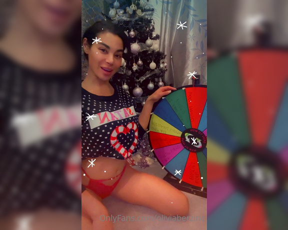 Oliviaberzinc - Who’s wants a spin on my.. SEXY SANTAS SPINNY WHEEL TONIGHT Get in th DH (22.12.2021)