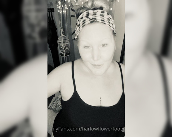 Harlowflowerfootgoddess - OnlyFans Video X (02.03.2022)