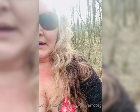 Harlowflowerfootgoddess - Tryin to film the deer & What is that! 4 (11.03.2021)