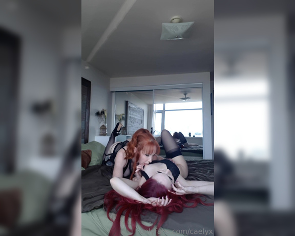 Caelyx - Hey guys! Heres a behind the scenes clip from my shoot with Miss Cherrypoppins I PY (20.05.2019)