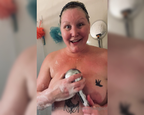 Harlowflowerfootgoddess - Shower fun part V (08.05.2022)