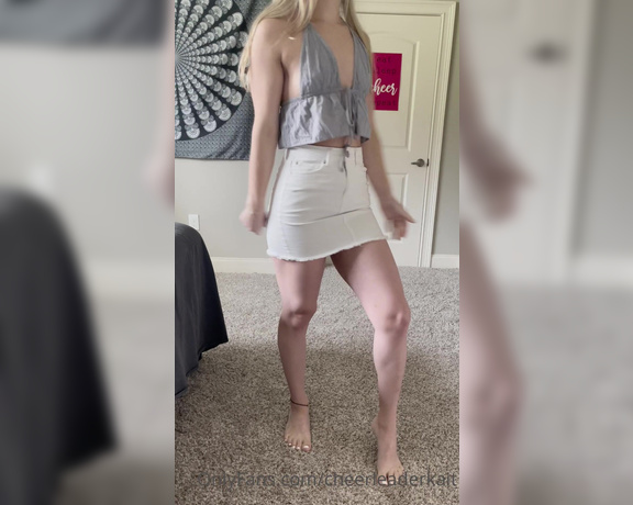 Cheerleaderkait - Help me pick out my slutty July th outfit I’ll be wearing all day… mi L (04.07.2021)
