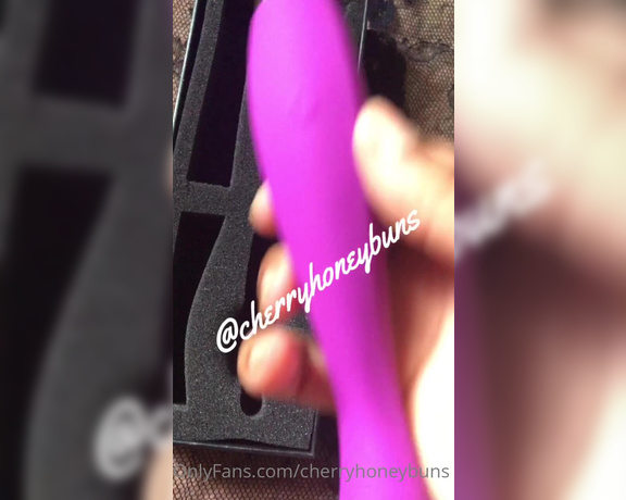 Cherryhoneybuns - I don’t think I posted about my new toy... I know you wanna see M (12.07.2020)