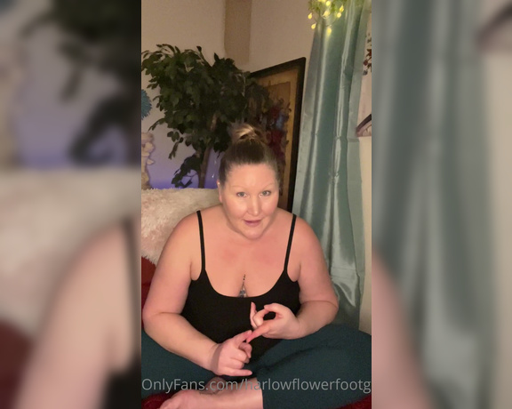 Harlowflowerfootgoddess - Red Chaise Talks’ Episode  The time a client Pooped on my b aP (19.01.2022)