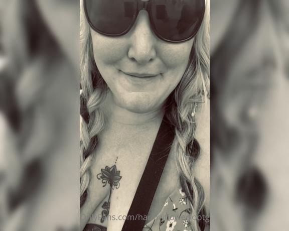 Harlowflowerfootgoddess - Excuse me while I rant like A Crazy Old Lady u (26.06.2022)