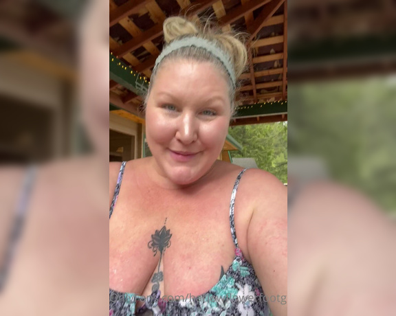 Harlowflowerfootgoddess - Hot tub time l2 (31.05.2022)