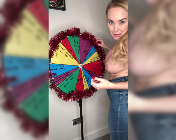 Lucyannebrooks - HAPPY DECEMBER  SPIN THE WHEEL Three spins for I am cute t (01.12.2019)