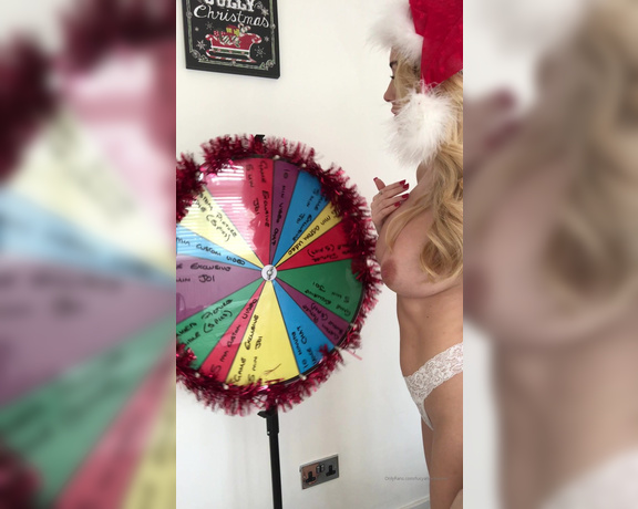 Lucyannebrooks - HAPPY DECEMBER  SPIN THE WHEEL Three spins for Huw x (01.12.2019)