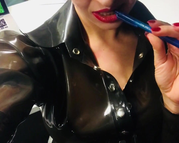 Mistresslfatale - Full video for my fans! at the office  min sec. bk (18.11.2018)