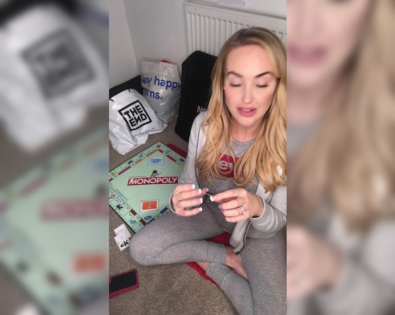 Lucyannebrooks - SUNDAY FUNDAY  MONOPOLY One go for Steve 8Q (17.11.2019)
